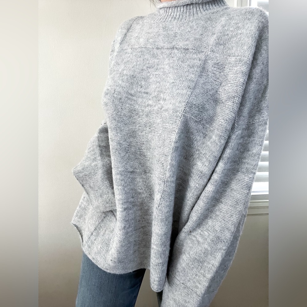 Aemi & Co Mock Neck Sweater